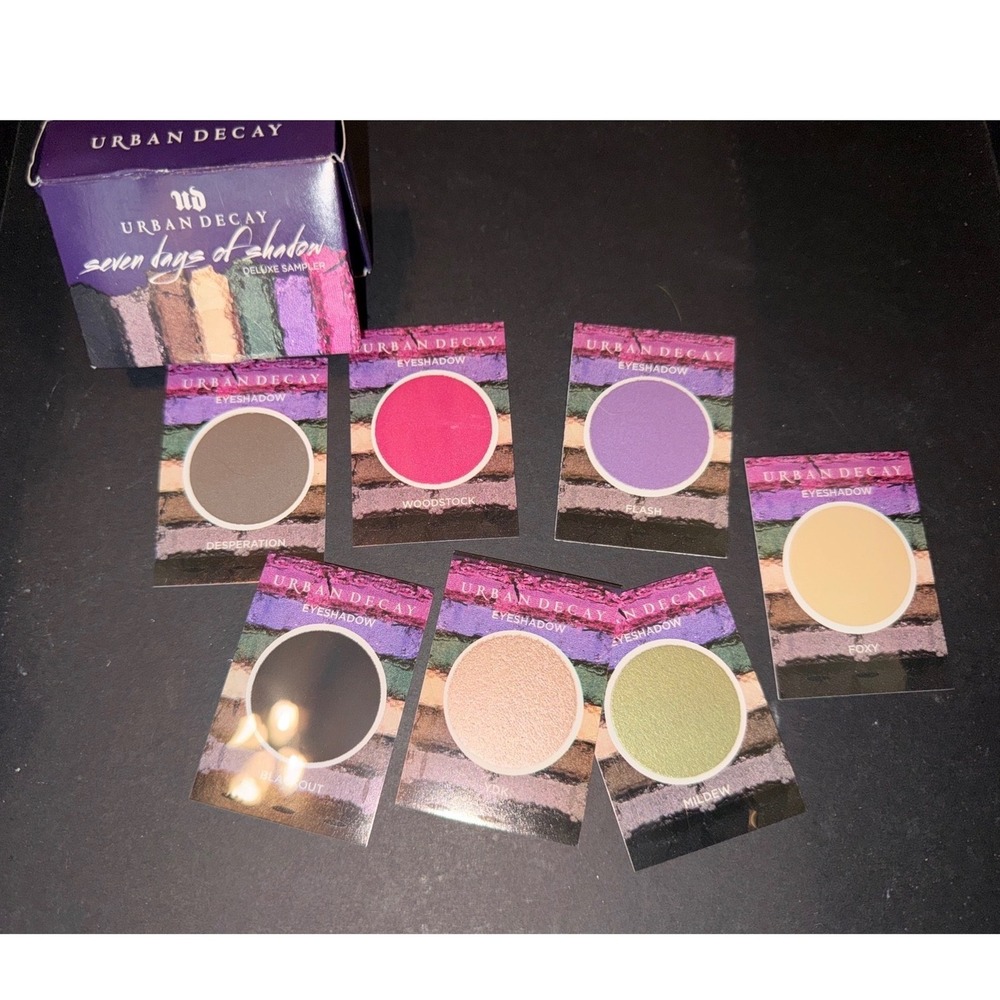 Urban Decay Seven Days of Shadow Deluxe Sampler Eyeshadow Set 7 Shades Boxed
